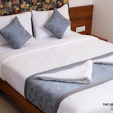 בלגאום The Urban Hive Hotel מראה חיצוני תמונה