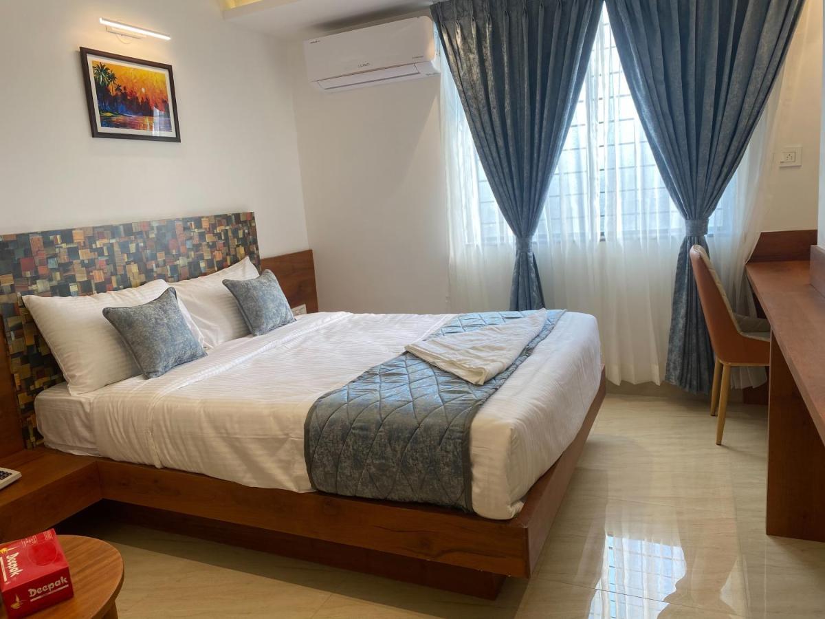 בלגאום The Urban Hive Hotel מראה חיצוני תמונה