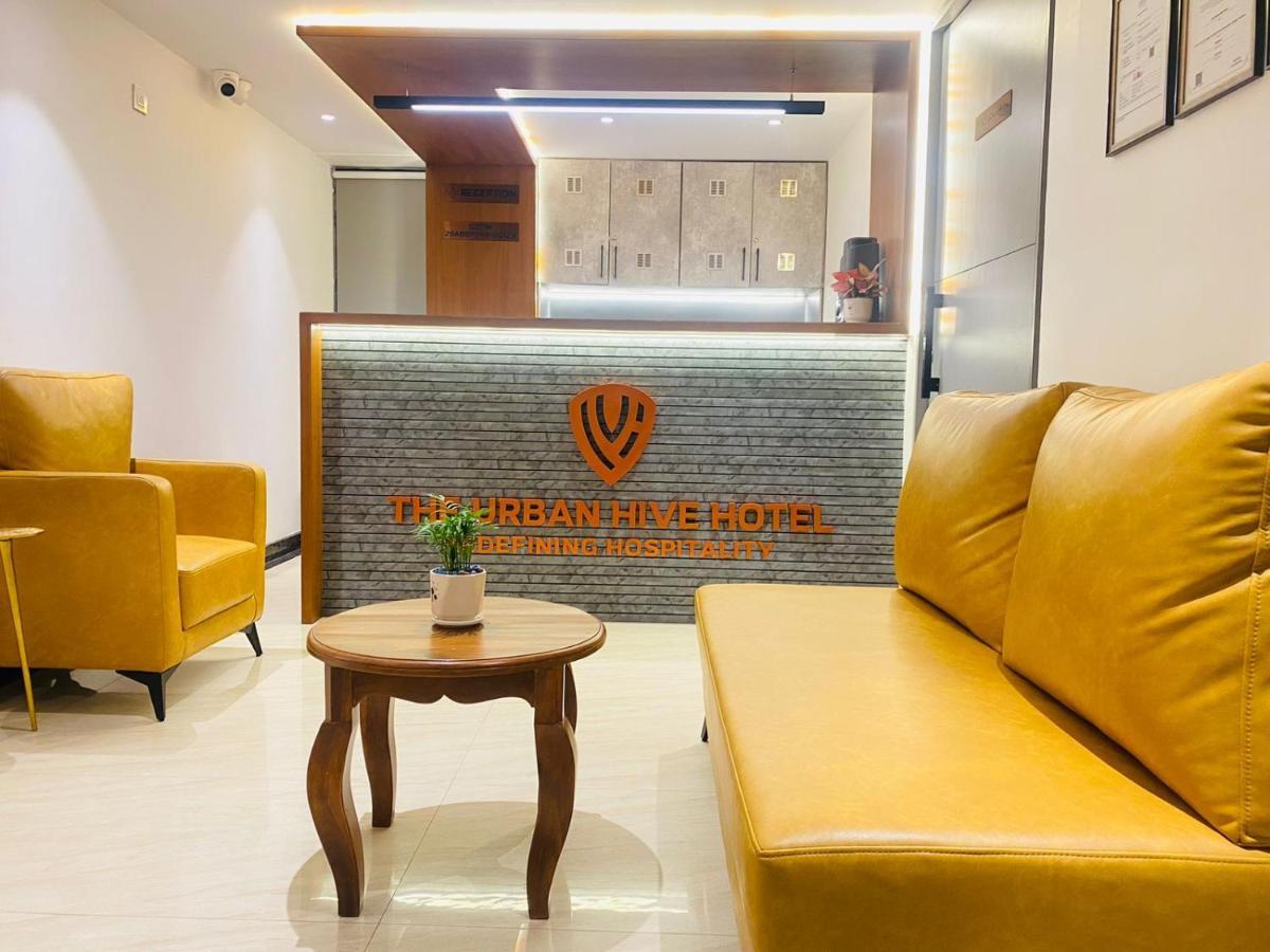 בלגאום The Urban Hive Hotel מראה חיצוני תמונה